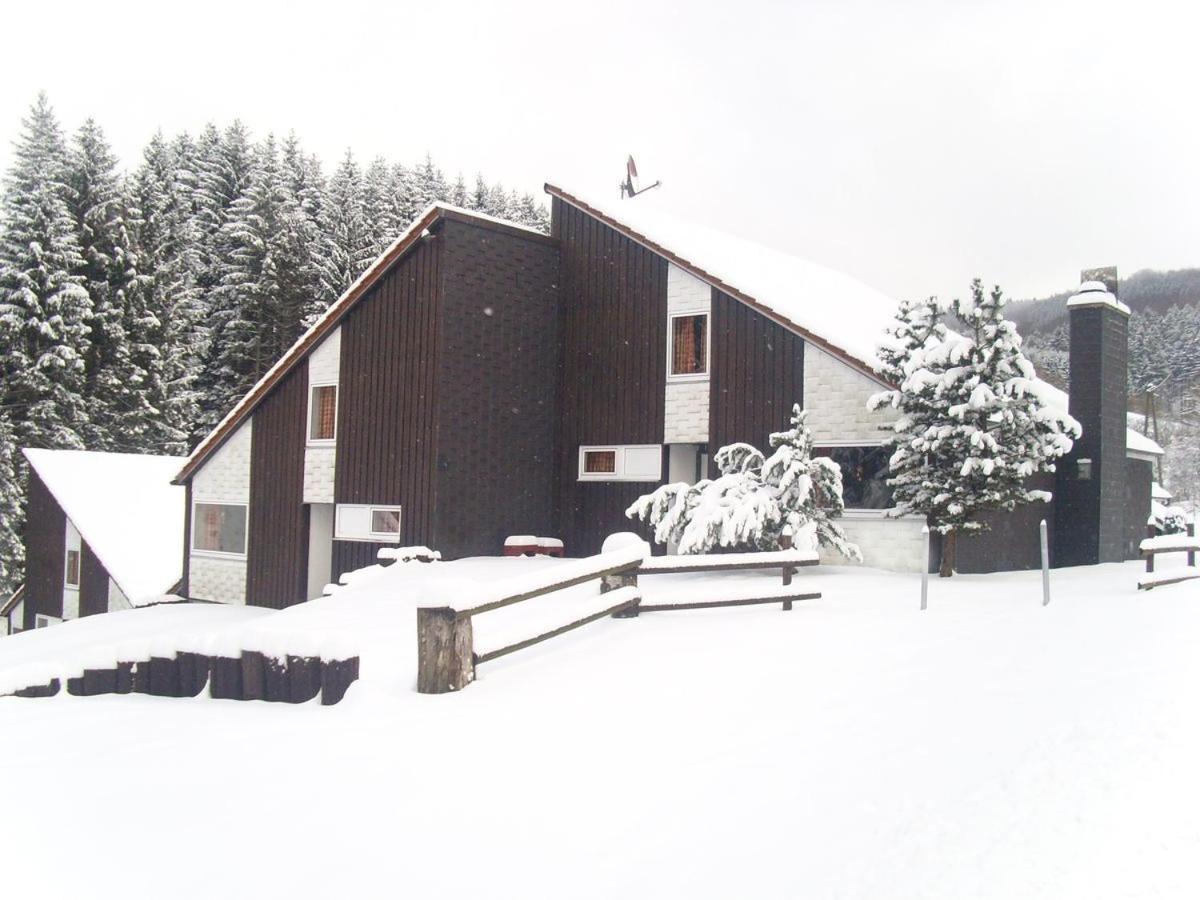 Typ Fuchsbau Hotel Schmallenberg Exterior photo